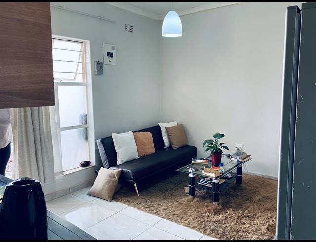 1 BEDROOM APARTMENT RENTED IN GALLO MANOR